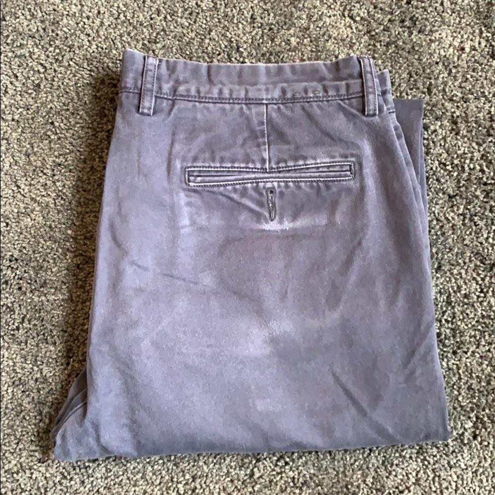 Navy Blue J.Crew broken in chinos. Slim. 34x32